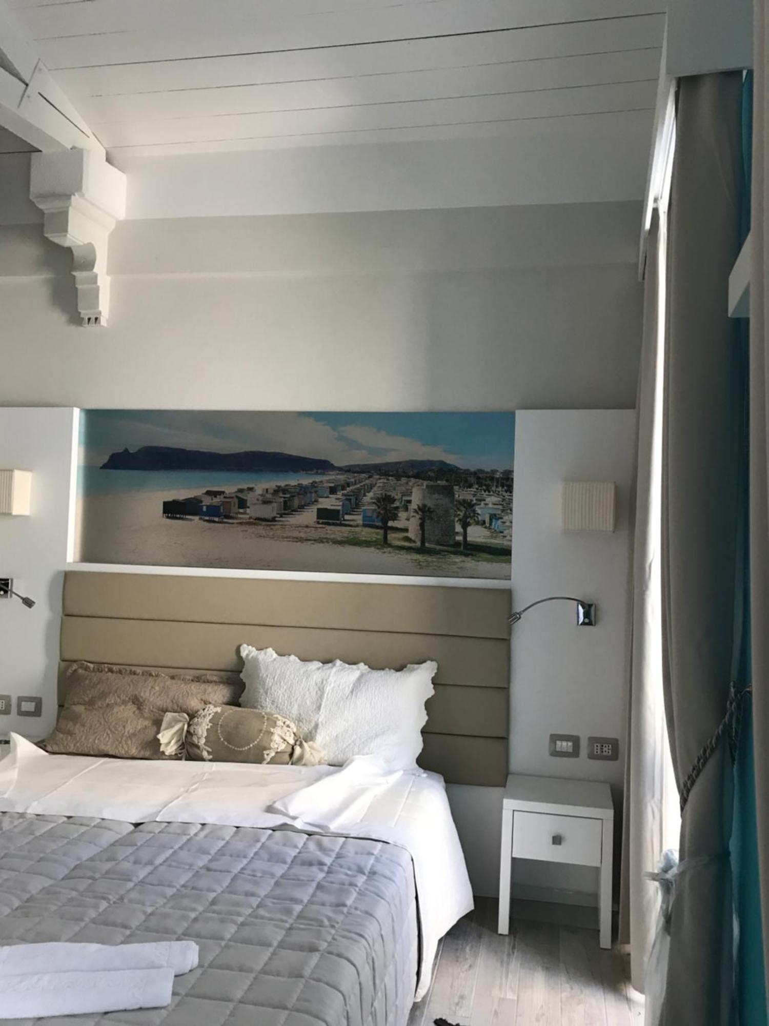 Il Villino Otel Cagliari Oda fotoğraf